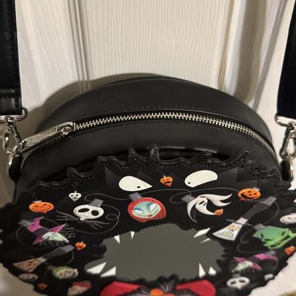 Nightmare Before Christmas Loungefly Crossbody - Picture 4 of 7